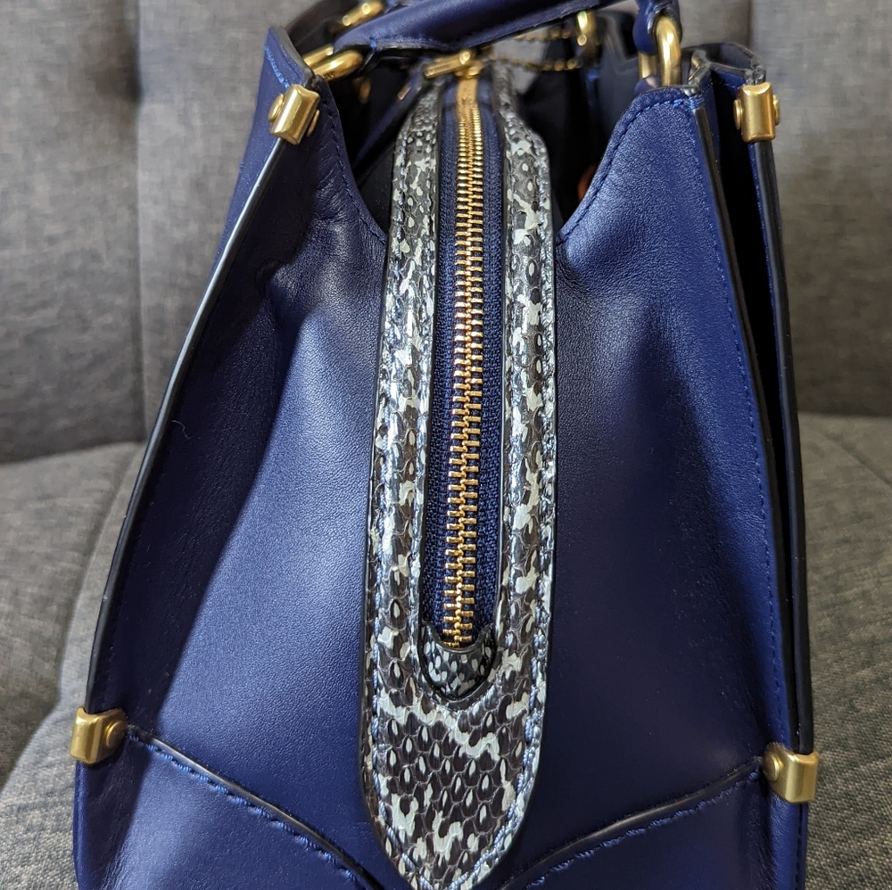 Coach Mason Carryall w/ Snakeskin Detail - Picture 5 of 10